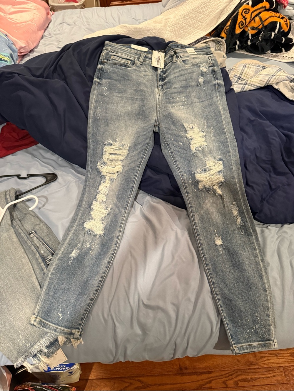 NWT Judy Blue Bleach Splashed Jeans Size 15